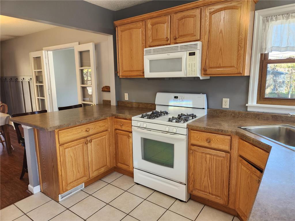 902 Clausen Avenue Albert Lea MN 56007 6812998 image17