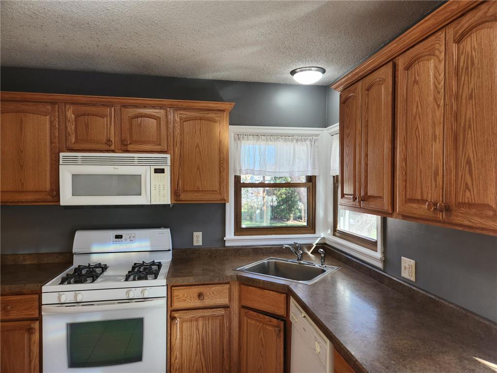 902 Clausen Avenue Albert Lea MN 56007 6812998 image18