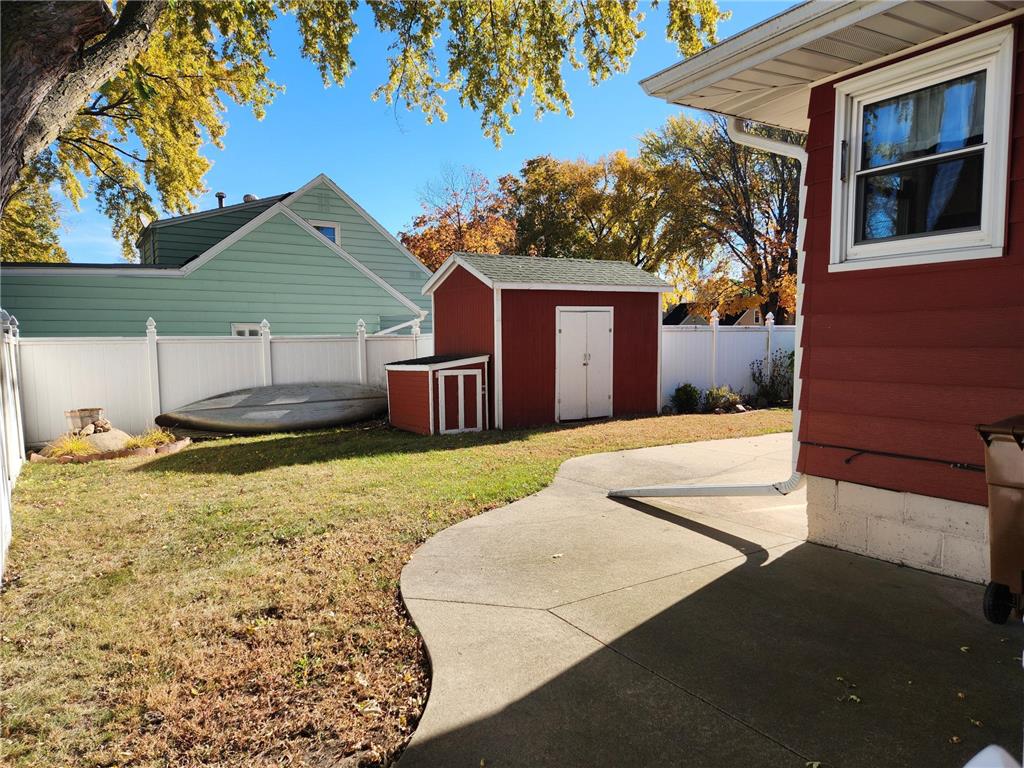 902 Clausen Avenue Albert Lea MN 56007 6812998 image9