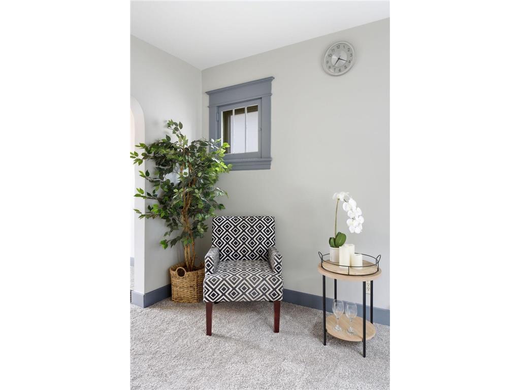 902 Dodd Road West Saint Paul MN 55118 7018896 image11