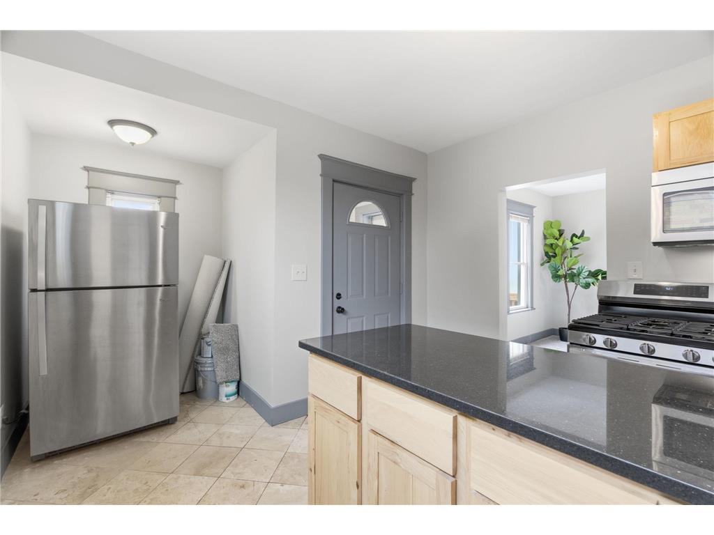 902 Dodd Road West Saint Paul MN 55118 7018896 image17