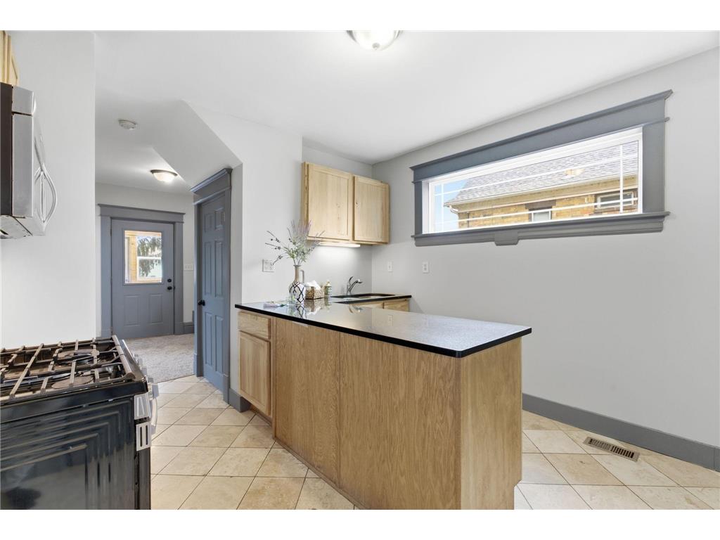 902 Dodd Road West Saint Paul MN 55118 7101729 image13