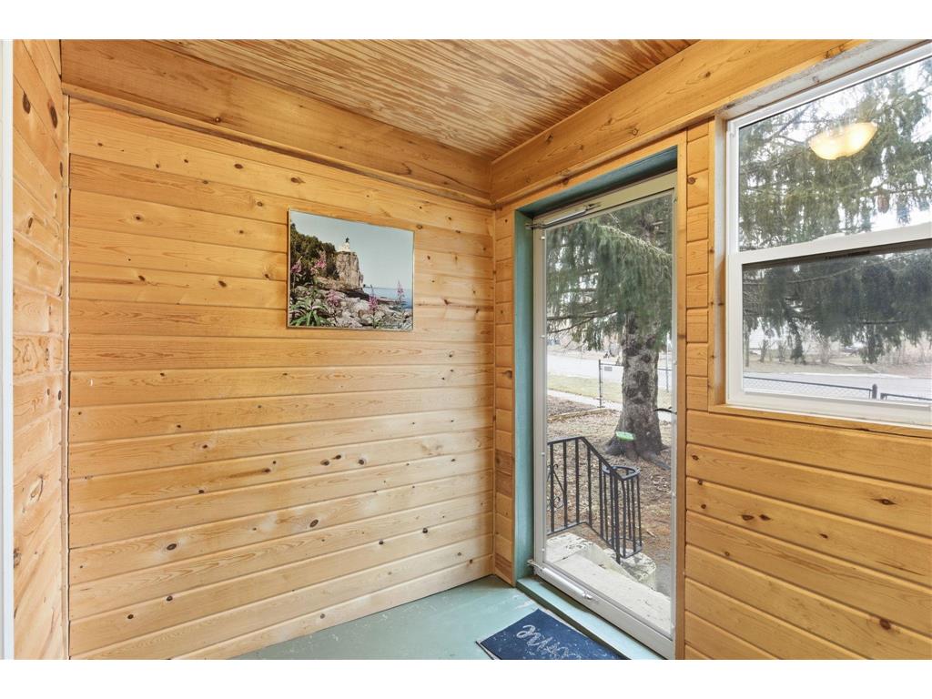 902 Dodd Road West Saint Paul MN 55118 7101729 image3