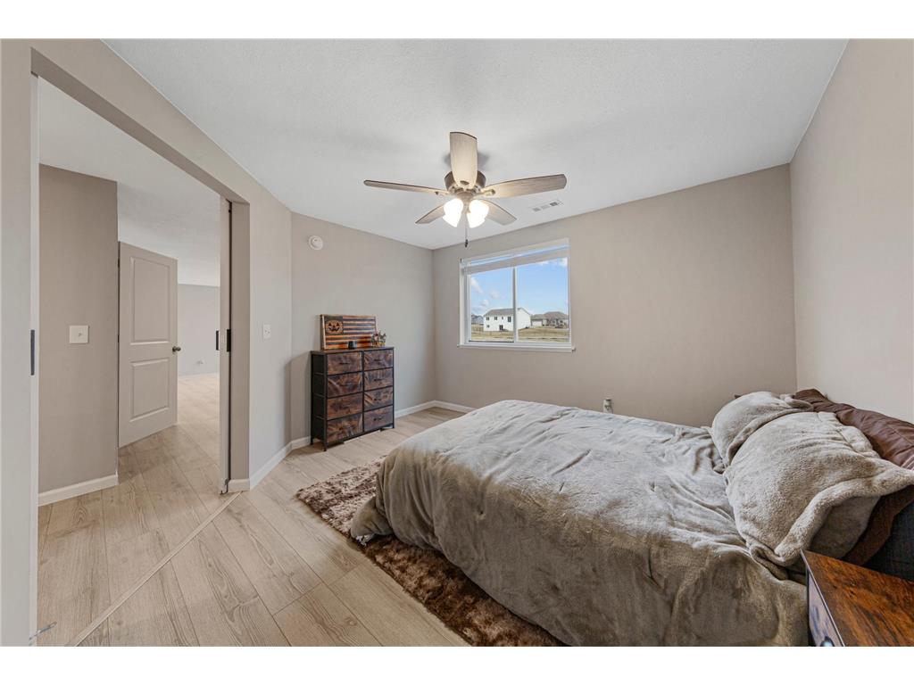 902 Emily Court NE Montgomery MN 56069 7042686 image26