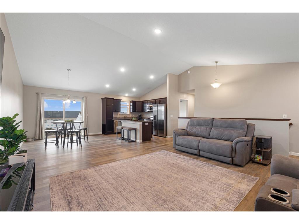 902 Emily Court NE Montgomery MN 56069 7042686 image6