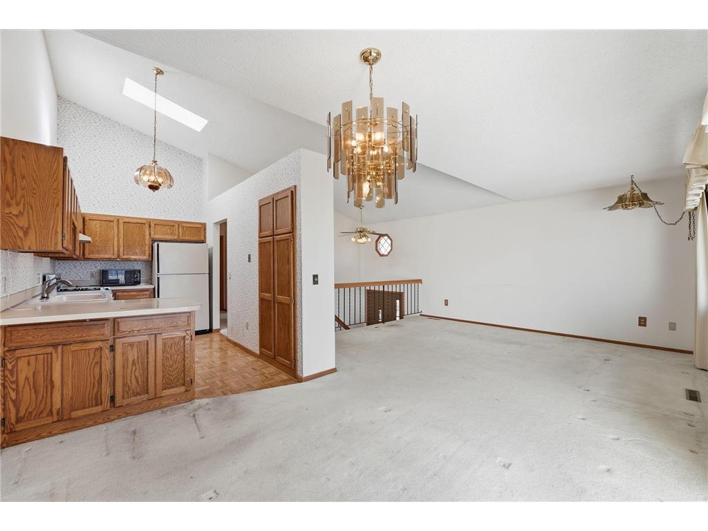 902 Evergreen Drive Burnsville MN 55337 7035237 image15