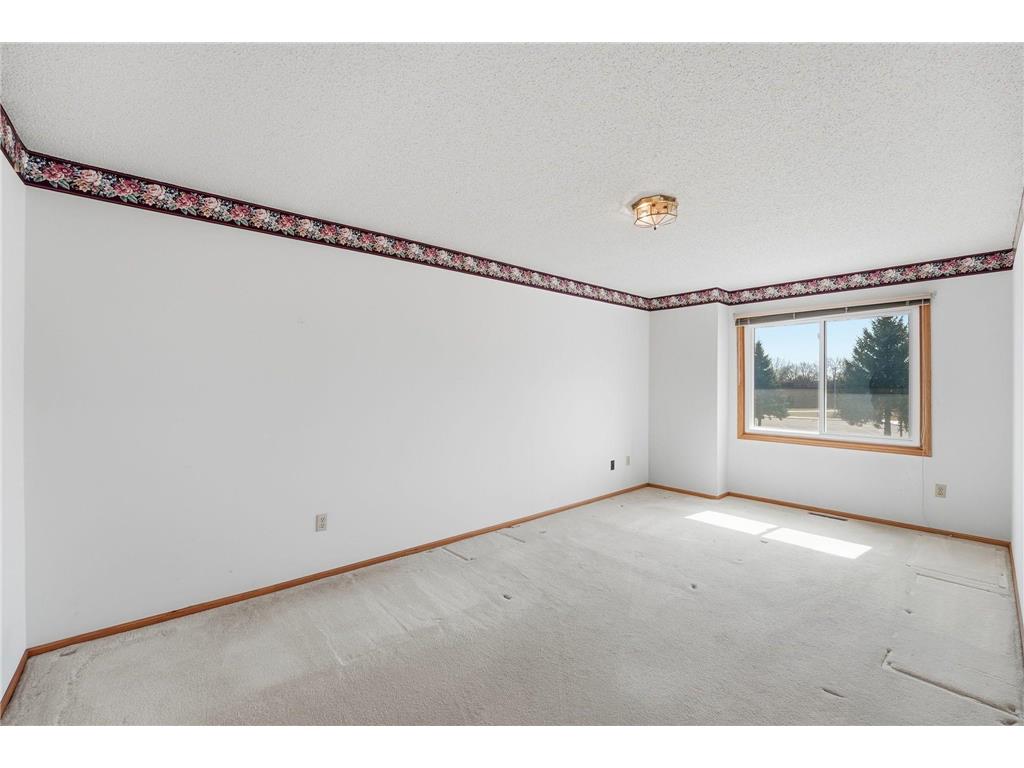 902 Evergreen Drive Burnsville MN 55337 7035237 image18