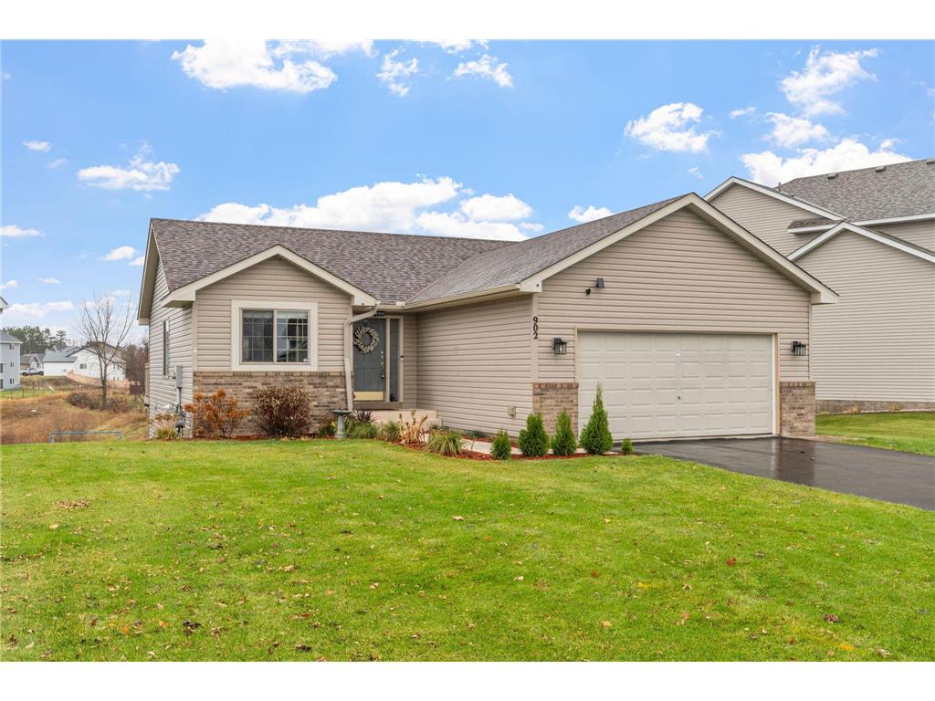 902 Isanti Parkway NW Isanti MN 55040 6621891 image1