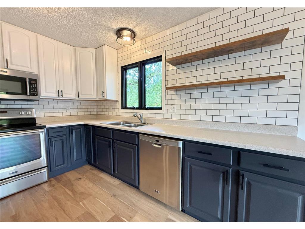 902 Oakmont Drive Thief River Falls MN 56701 6788779 image17