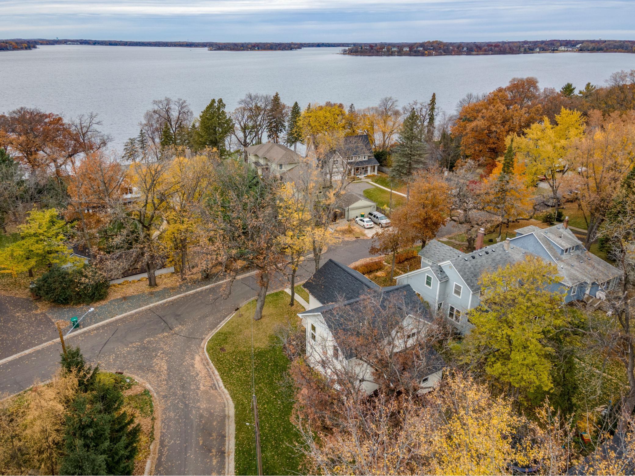 902 Park Avenue Mahtomedi MN 55115 - White Bear 6125814 image1