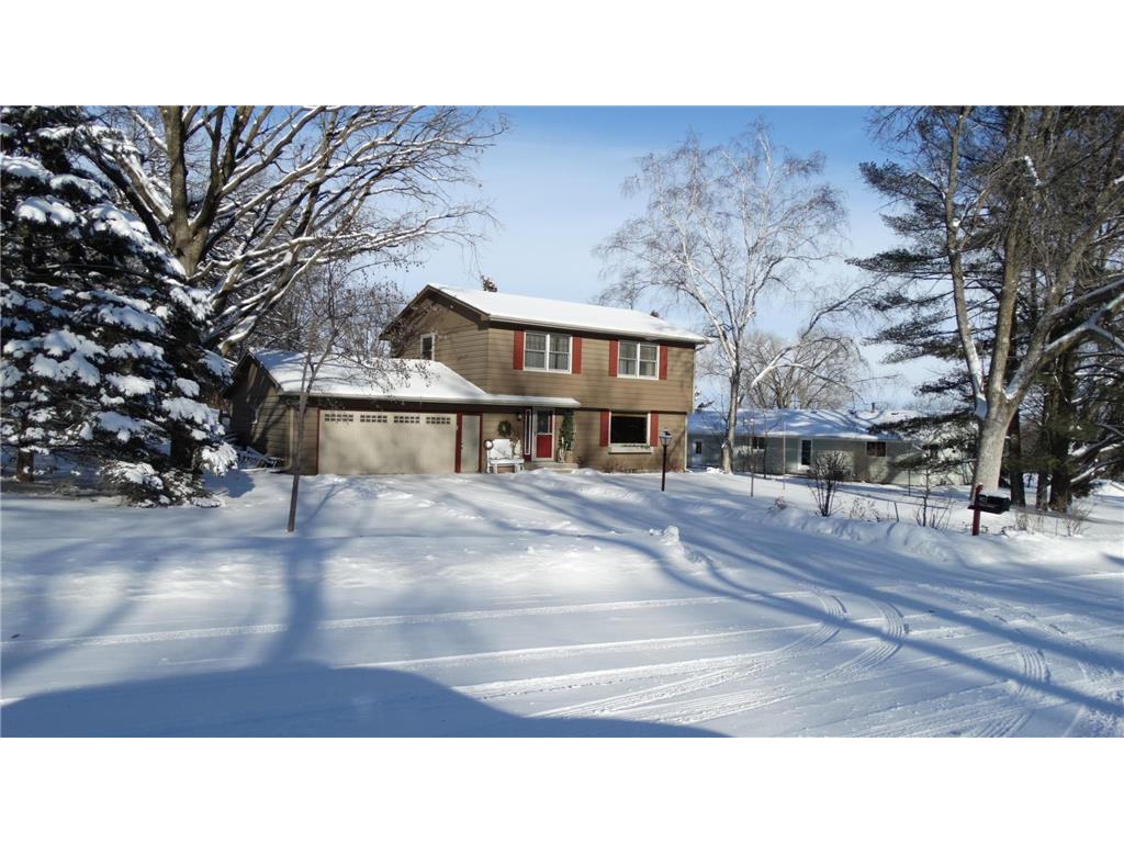 902 Viking Street Alexandria MN 56308 6477420 image1