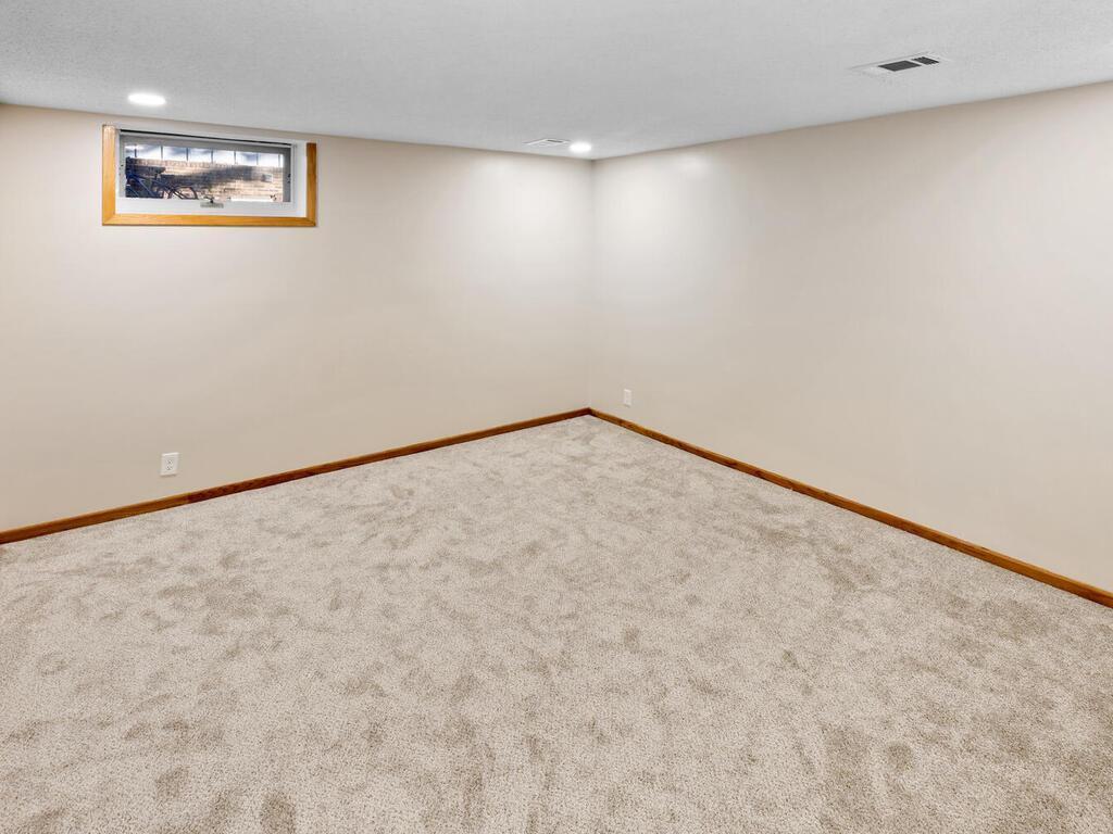 9020 Blaisdell Avenue S Bloomington MN 55420 6803576 image24