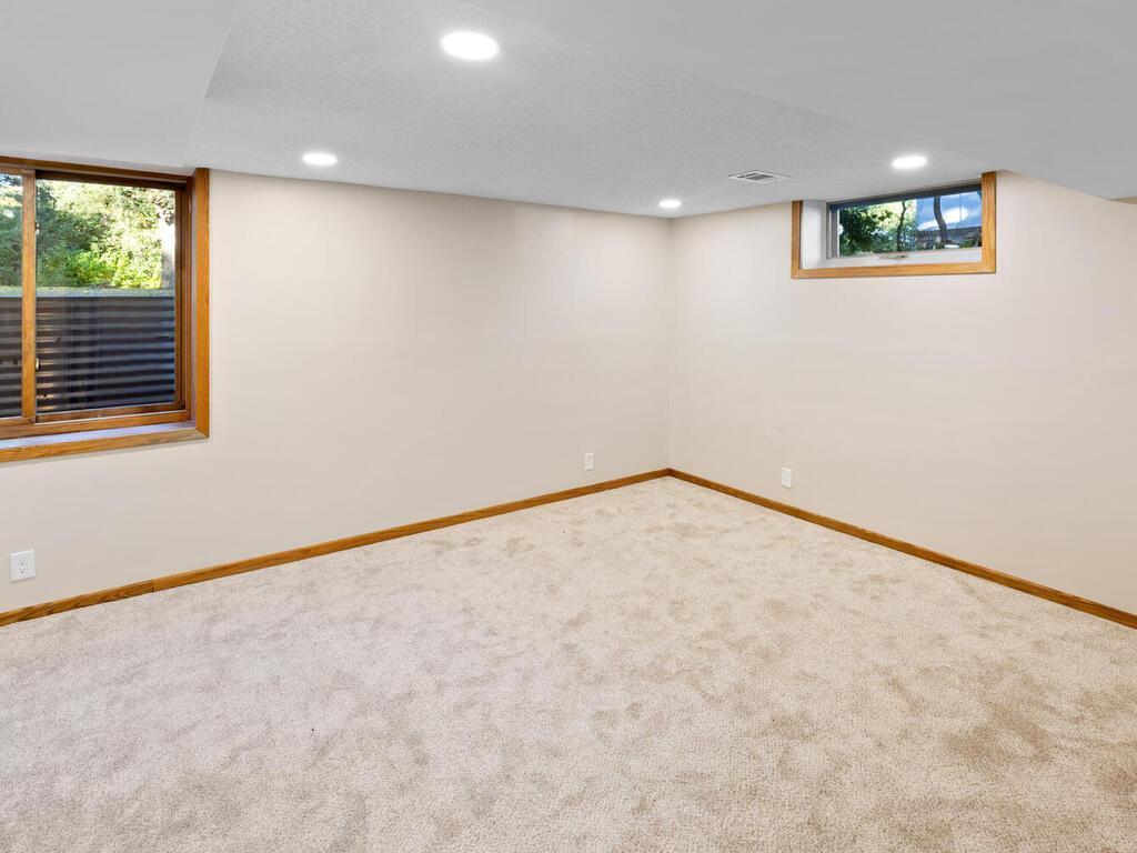 9020 Blaisdell Avenue S Bloomington MN 55420 6803576 image27