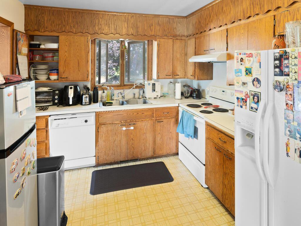 9020 Blaisdell Avenue S Bloomington MN 55420 6803576 image36