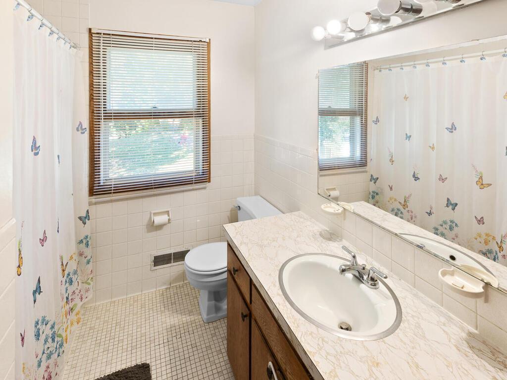 9020 Blaisdell Avenue S Bloomington MN 55420 6803576 image43