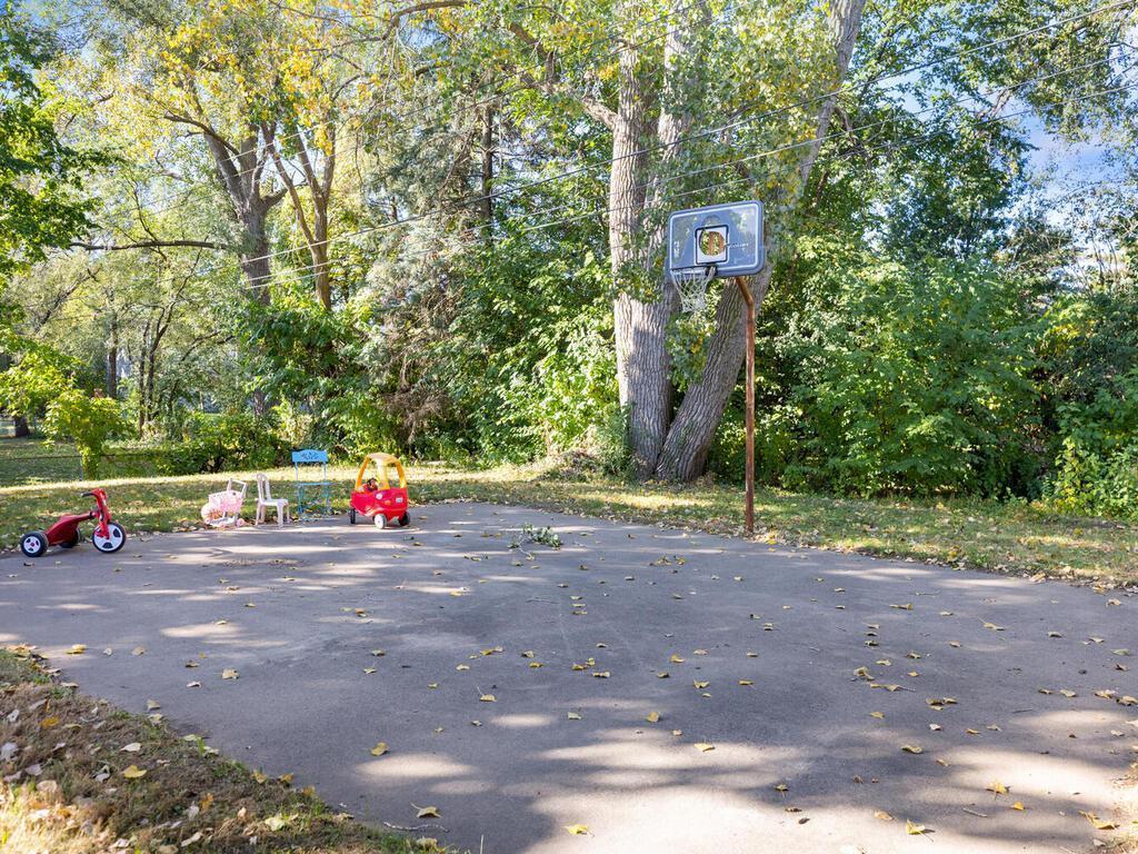 9020 Blaisdell Avenue S Bloomington MN 55420 6803576 image54