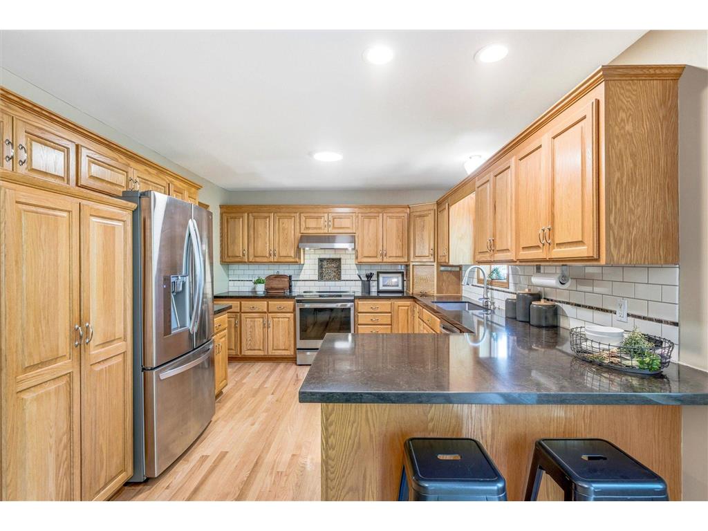 9020 Parkside Drive Woodbury MN 55125 7029341 image15