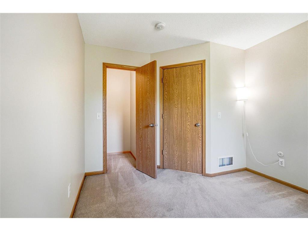 9020 Parkside Drive Woodbury MN 55125 7029341 image35