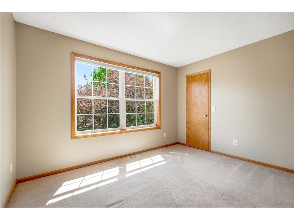 9020 Parkside Drive Woodbury MN 55125 7029341 image36