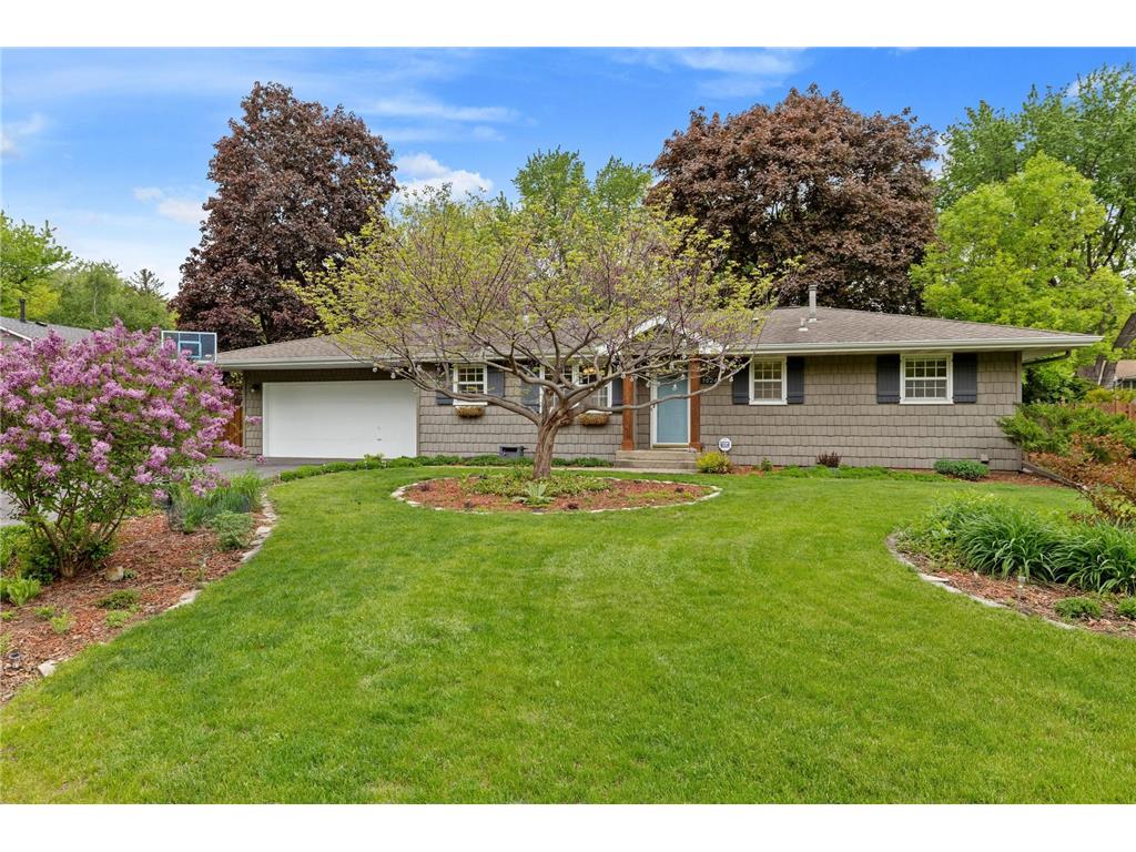 9024 47 1/2 Avenue N New Hope MN 55428 7077625 image1