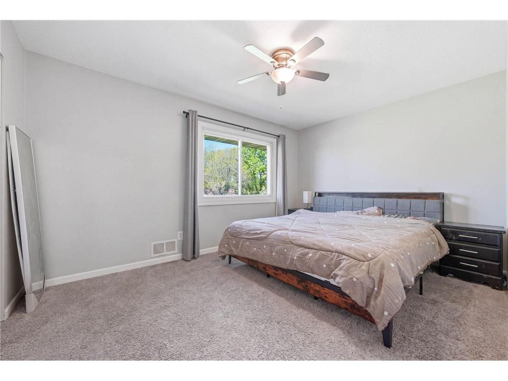 9029 18th Avenue S Bloomington MN 55425 7069661 image13