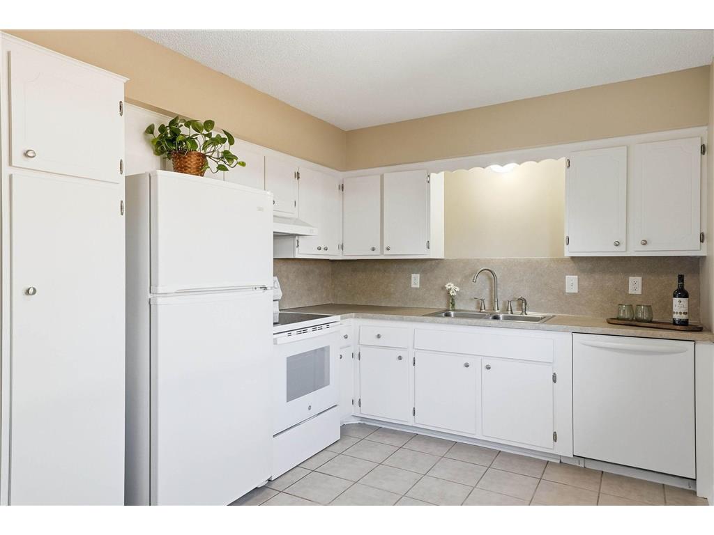 9029 18th Avenue S Bloomington MN 55425 7107960 image18