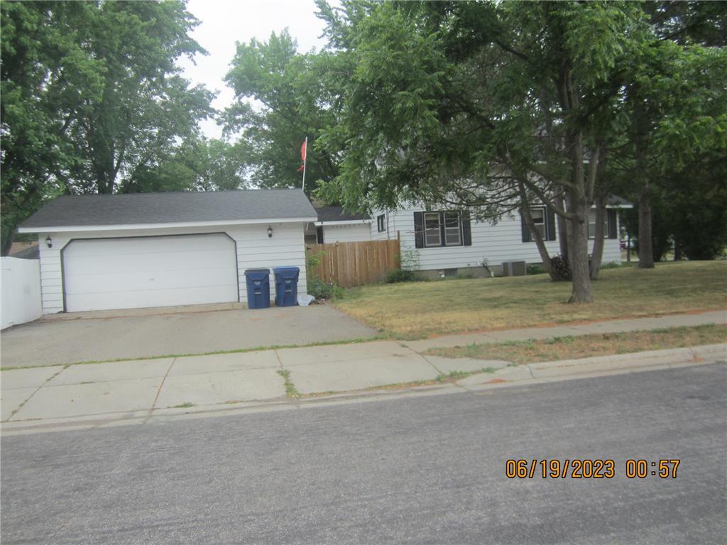 903 10th Avenue N Saint Cloud MN 56303 6422864 image1