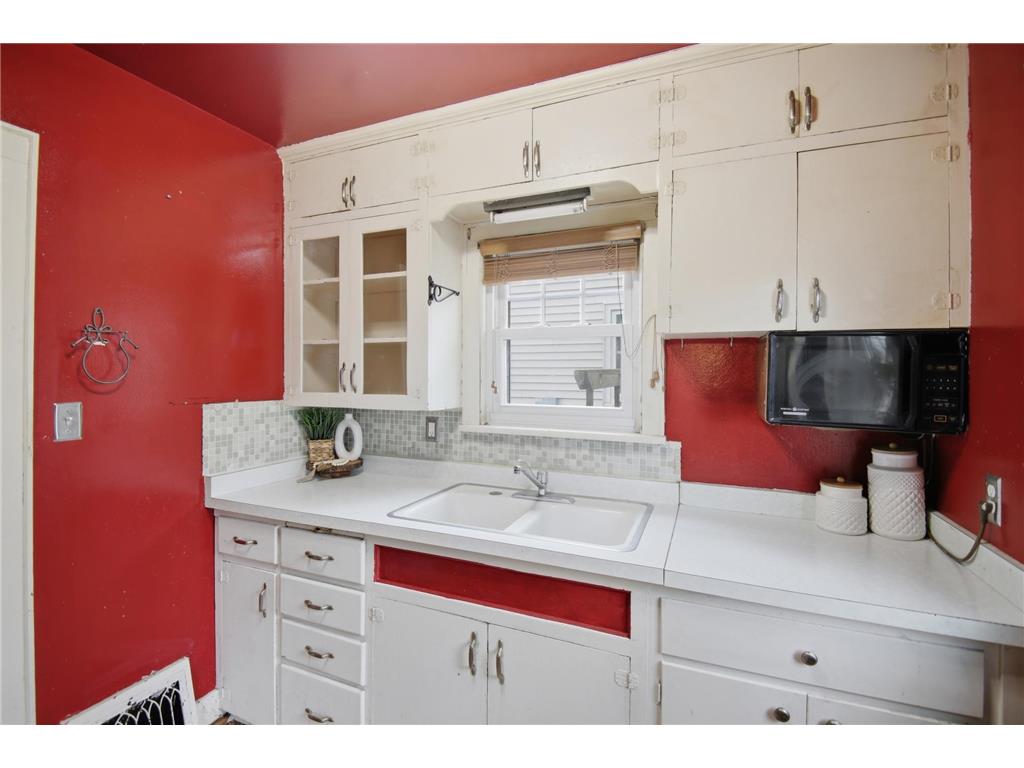 903 11th Avenue SW Austin MN 55912 7068300 image8