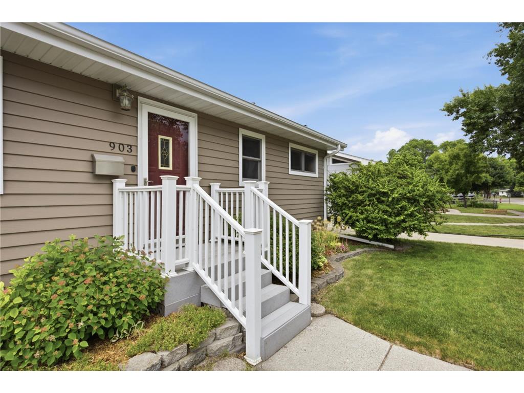 903 19th Street N Moorhead MN 56560 7095435 image3