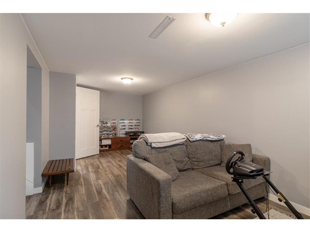 903 2nd Street SW Madelia MN 56062 7103439 image24