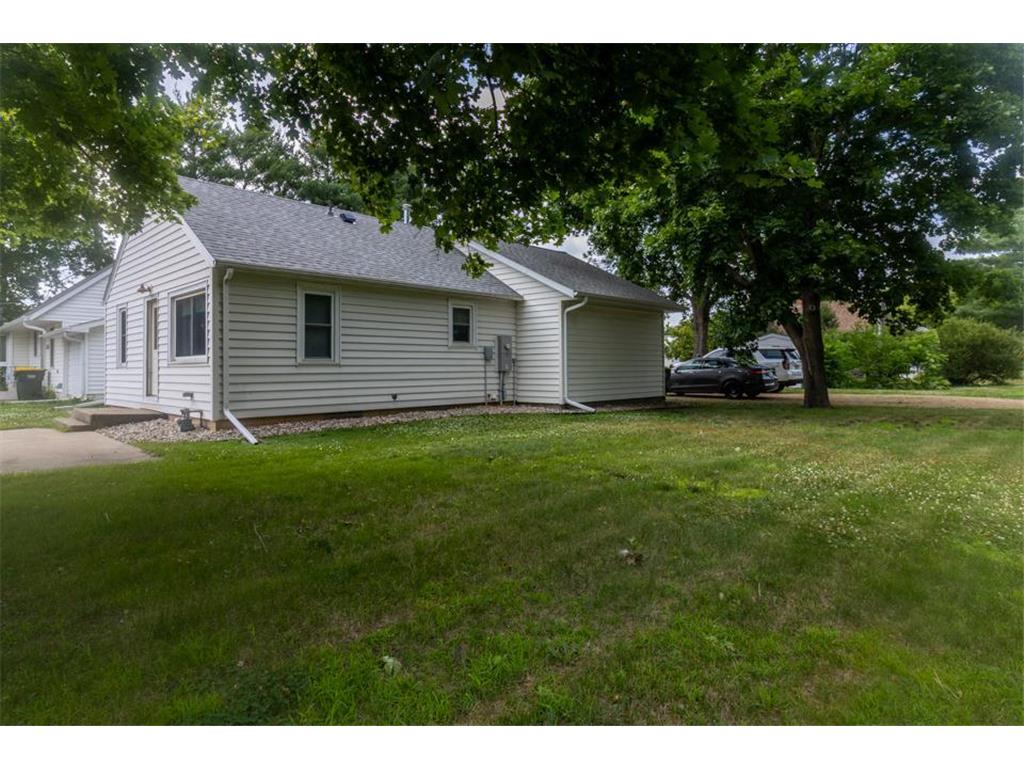903 2nd Street SW Madelia MN 56062 7103439 image30