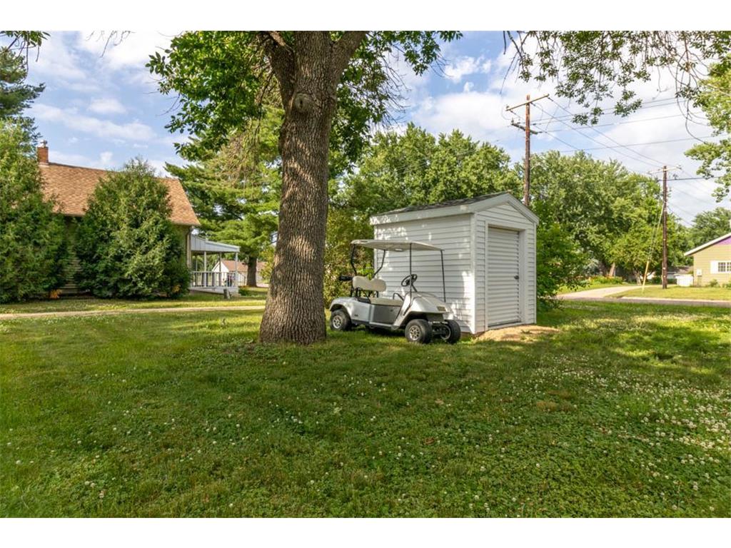 903 2nd Street SW Madelia MN 56062 7103439 image32