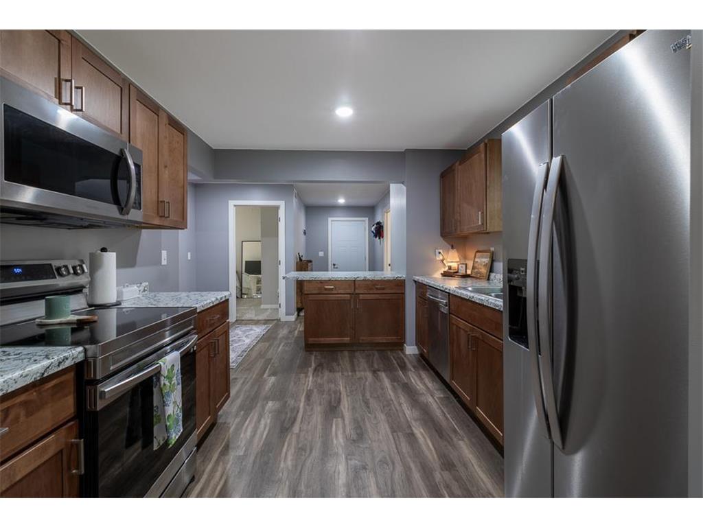903 2nd Street SW Madelia MN 56062 7103439 image5