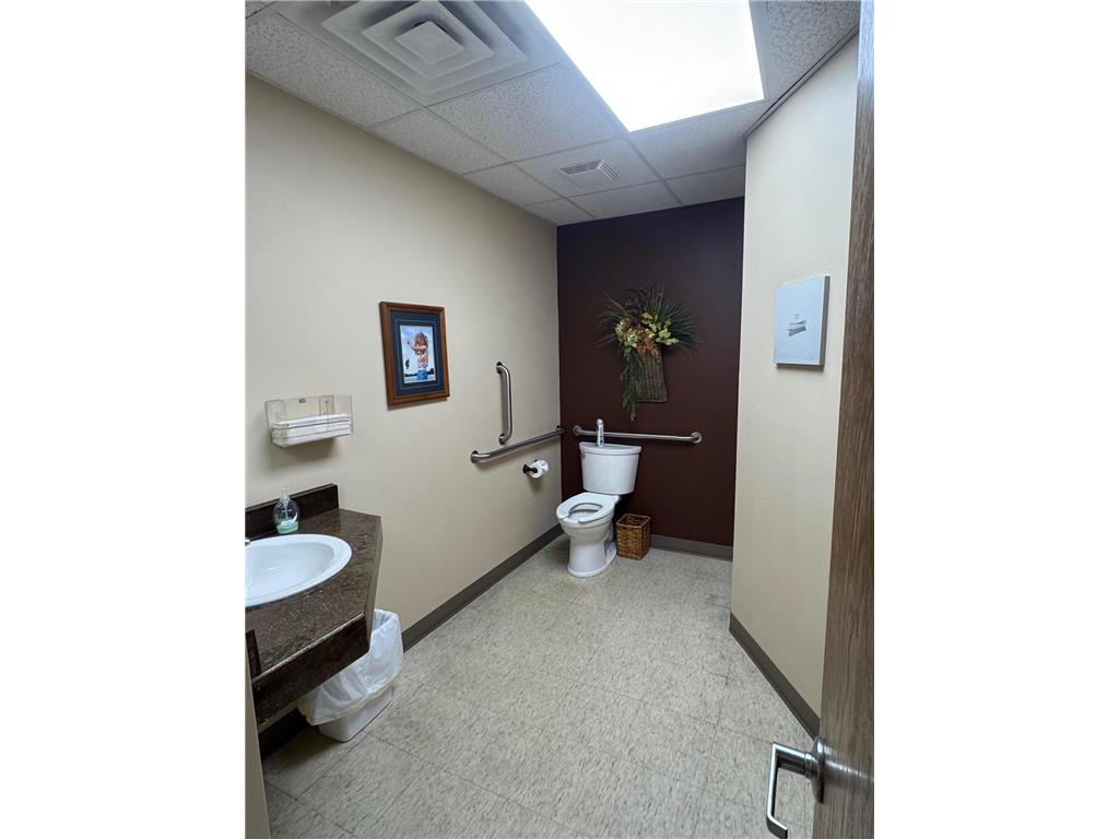 903 3rd Street NE Roseau MN 56751 7067839 image9