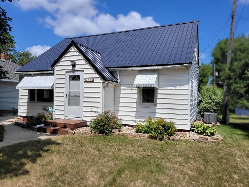 903 6th Street SW Pipestone MN 56164 6405544 image1