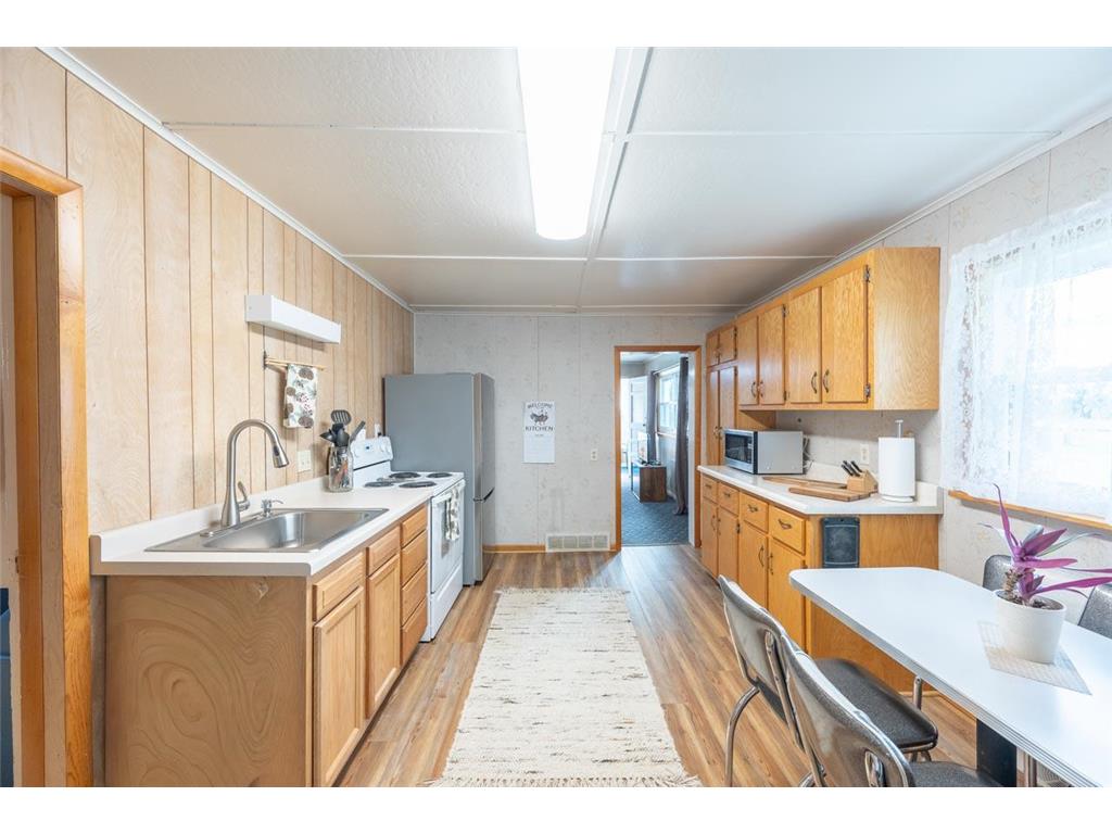 903 Gary Street Calumet MN 55716 7093314 image17