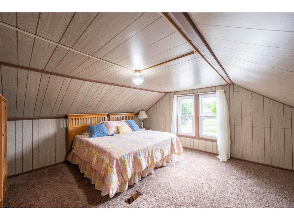 903 Gary Street Calumet MN 55716 7093314 image20