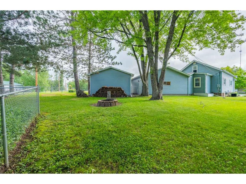 903 Gary Street Calumet MN 55716 7093314 image41