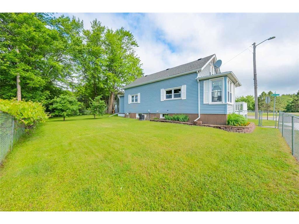 903 Gary Street Calumet MN 55716 7093314 image43