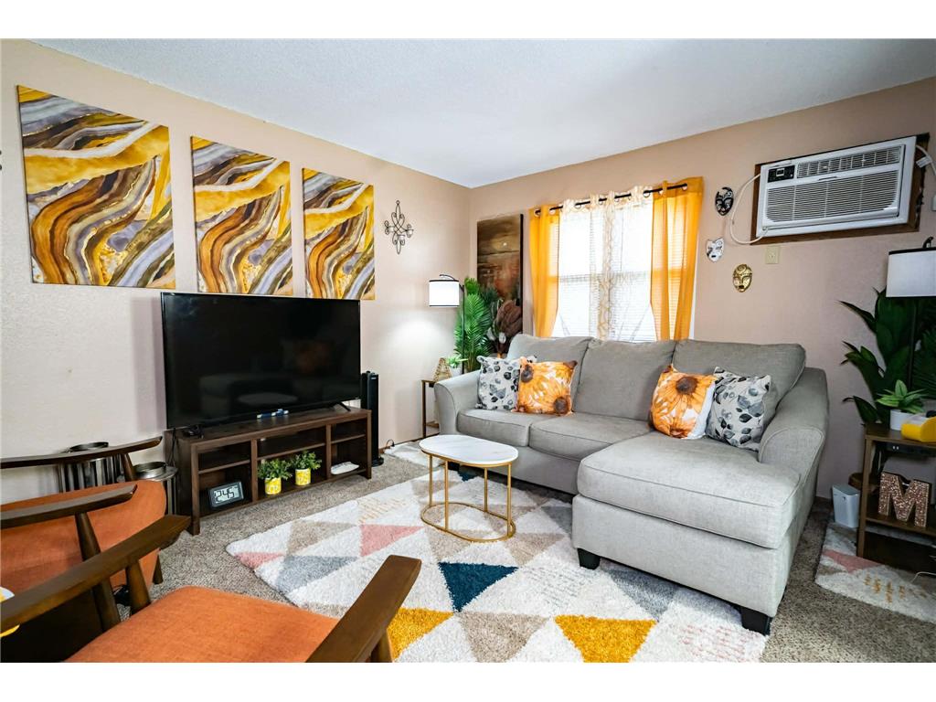 903 Marion Street Saint Paul MN 55117 6820593 image10