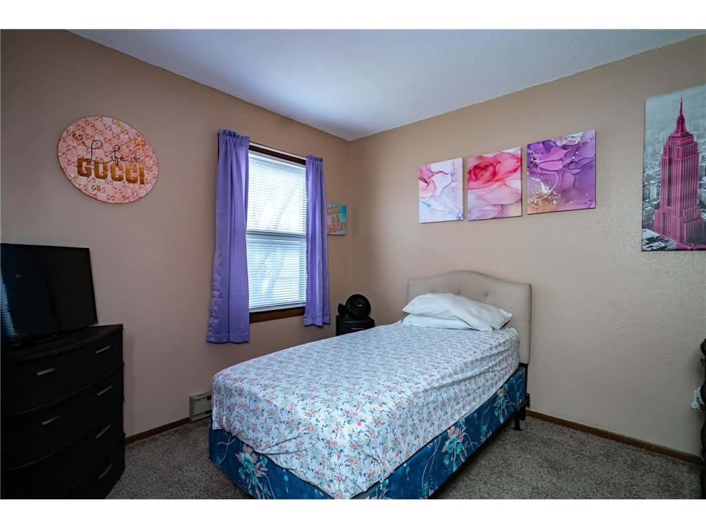 903 Marion Street Saint Paul MN 55117 6820593 image17