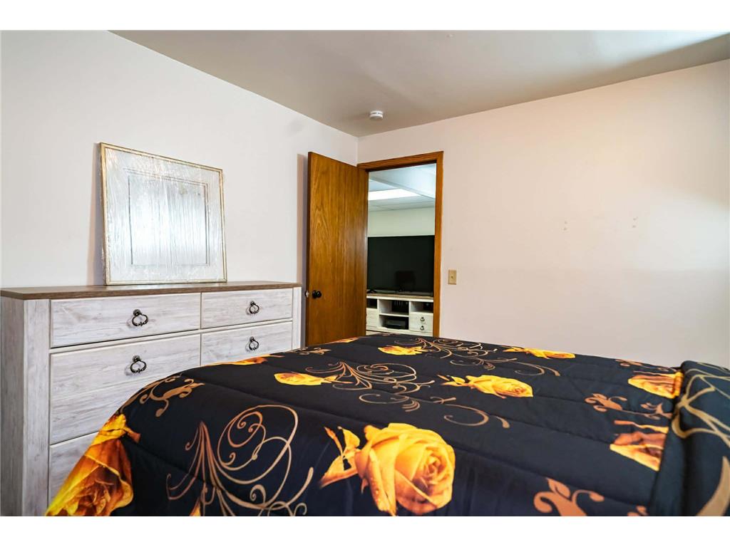 903 Marion Street Saint Paul MN 55117 6820593 image20