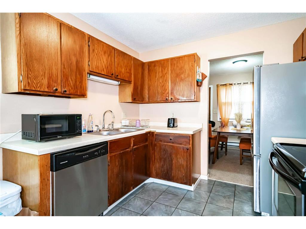 903 Marion Street Saint Paul MN 55117 6820593 image6