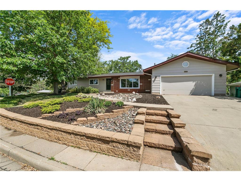 903 Saint Croix Street N, Hudson, WI, 54016 MLS 6382156 Edina Realty