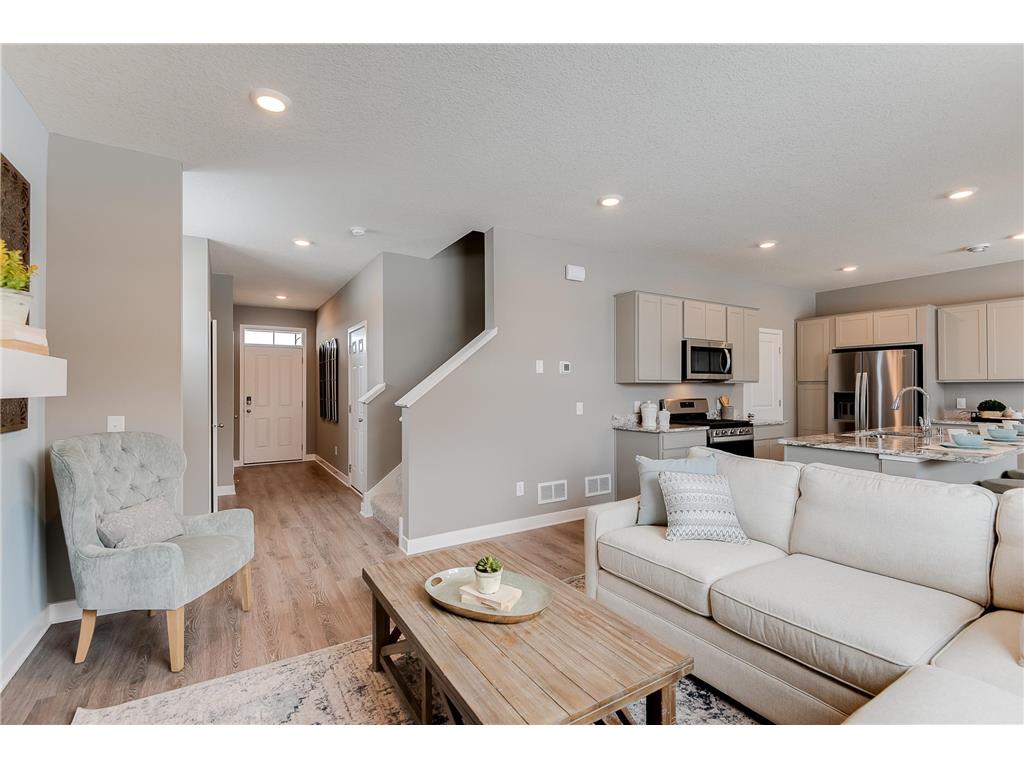 903 Silvercreek Avenue Delano MN 55328 6350318 image1