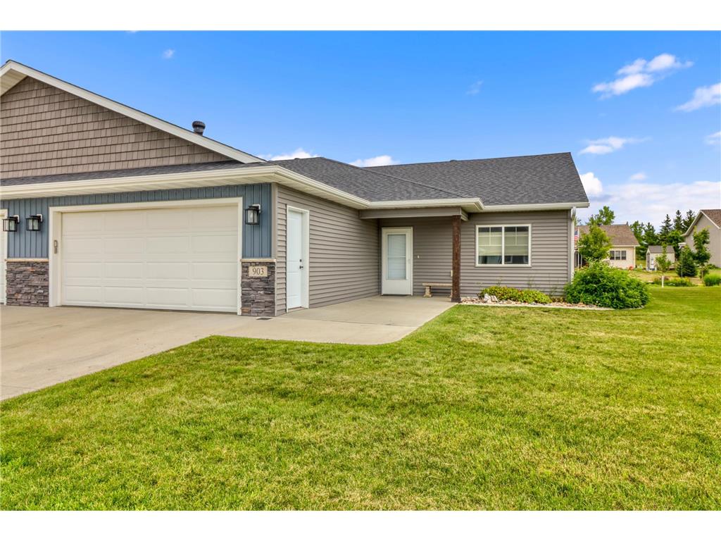 903 Village Lane Detroit Lakes MN 56501 6760078 image1