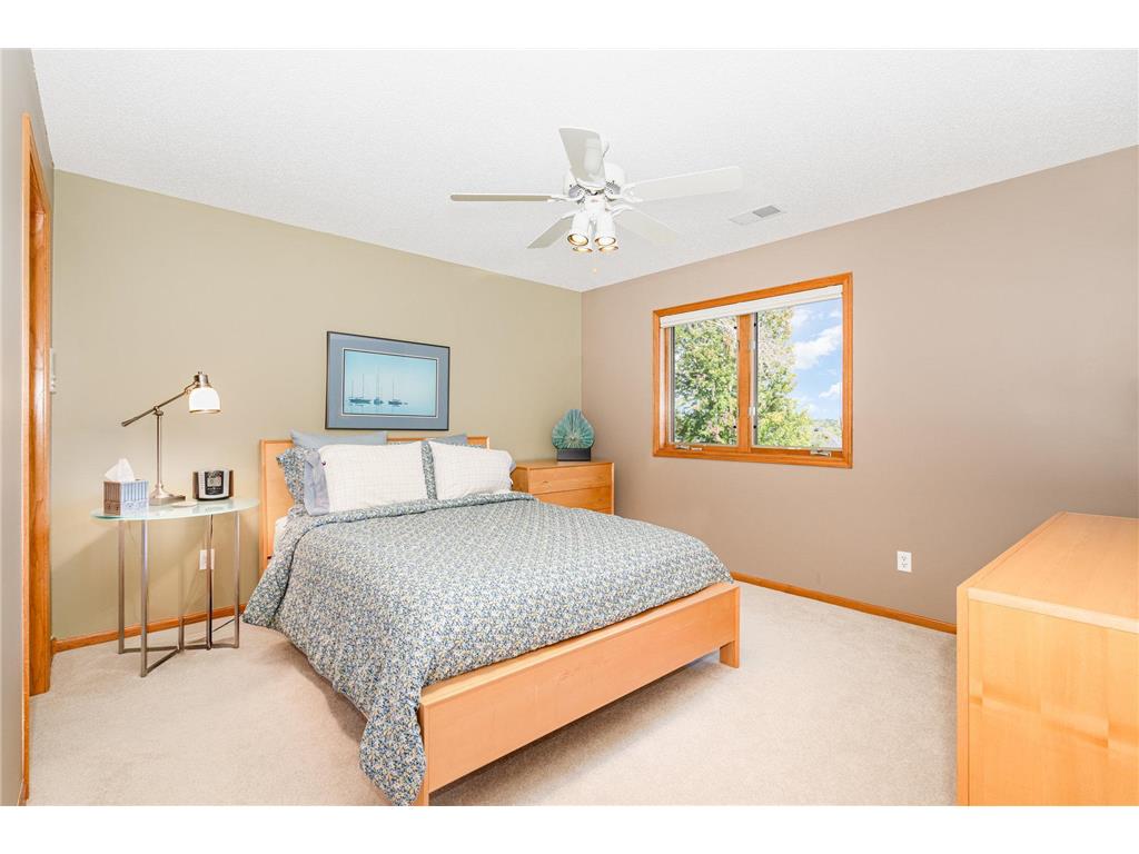 9031 Highview Lane Woodbury MN 55125 6810310 image25