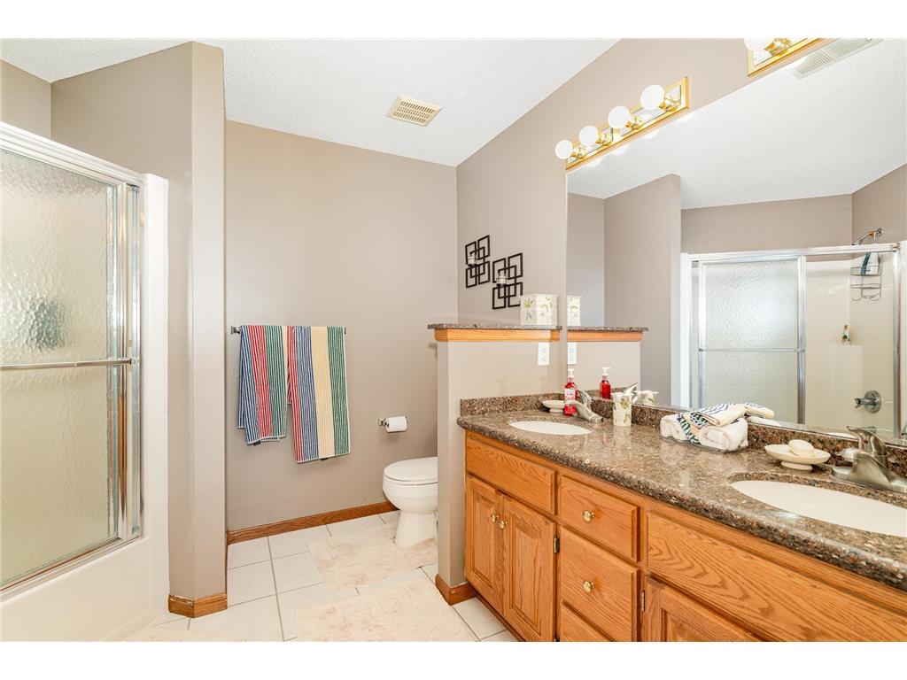 9031 Highview Lane Woodbury MN 55125 6810310 image29