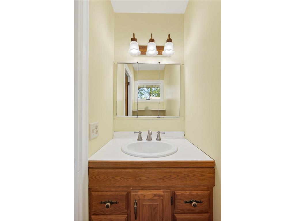 9032 Morgan Avenue S Bloomington MN 55431 7075161 image20
