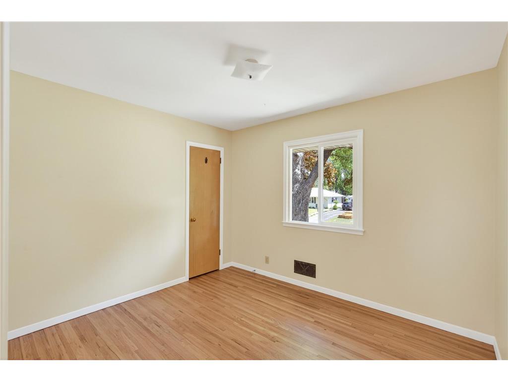 9032 Morgan Avenue S Bloomington MN 55431 7075161 image23
